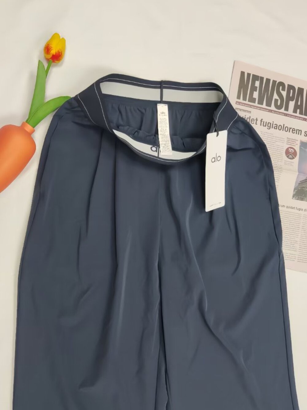 Wide Leg pants✨ALO Yoga Suit Up Trouser Navy Blue💙Elastic waistband ( Regular ) - Picture 3 of 7